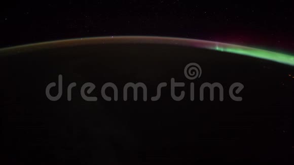 从国际空间站上看到地球夜间对行星地球的空间探索这段视频的元素由美国宇航局提供视频的预览图