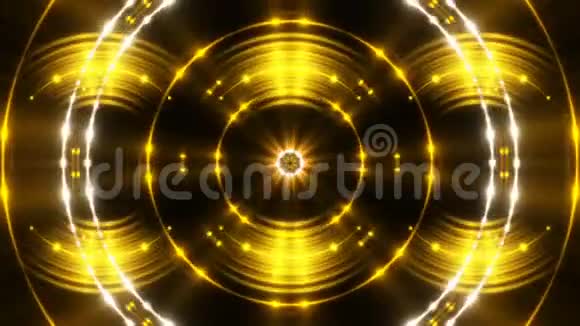 闪烁的金色灯光和黑色背景环视频的预览图