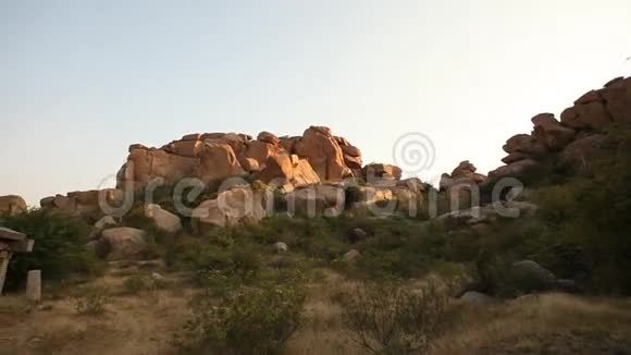 维塔拉寺汉普卡纳塔克邦印度视频的预览图