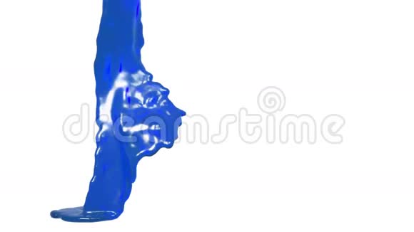 蓝色液体装满一个容器果汁视频的预览图