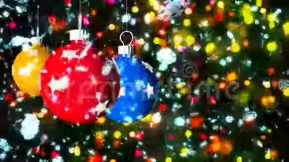 高清循环背景与美好的圣诞球视频的预览图