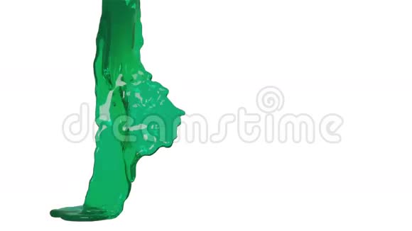 绿色液体装满一个容器透明液体视频的预览图
