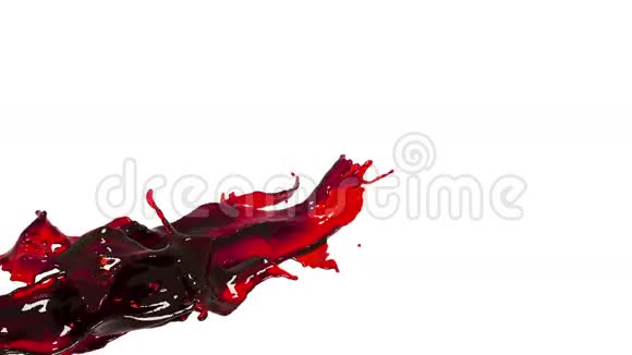 石油红色液体飞溅的特写镜头视频的预览图