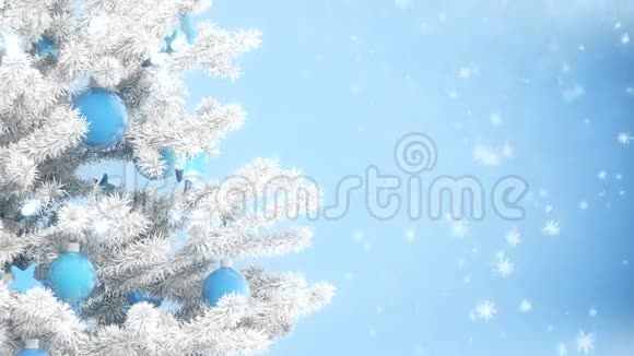 用飘落的雪花装饰圣诞树视频的预览图