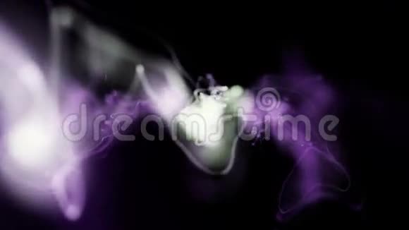 黑色白色和紫色的抽象背景视频的预览图