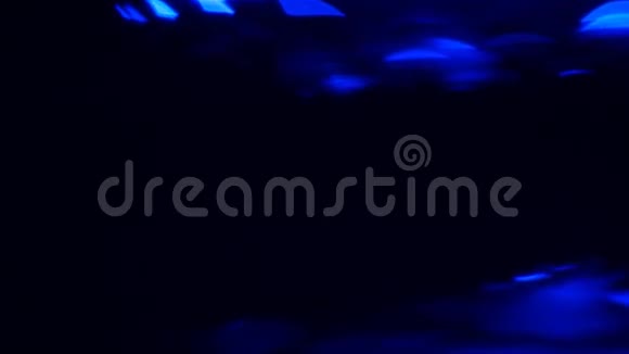蓝色抽象运动灯背景视频的预览图