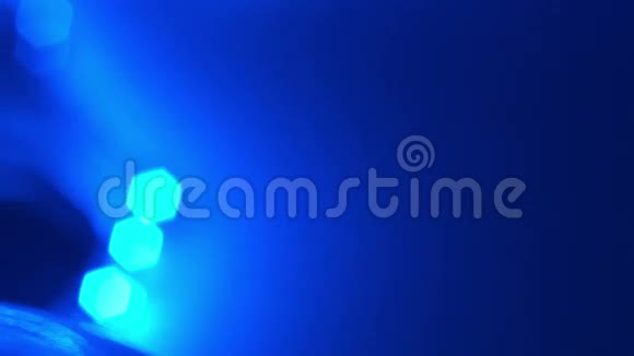 蓝色抽象灯光运动背景视频的预览图
