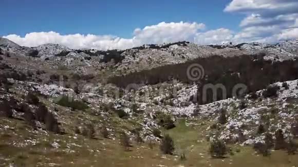 克罗地亚比奥科沃山脉的沙漠景观视频的预览图