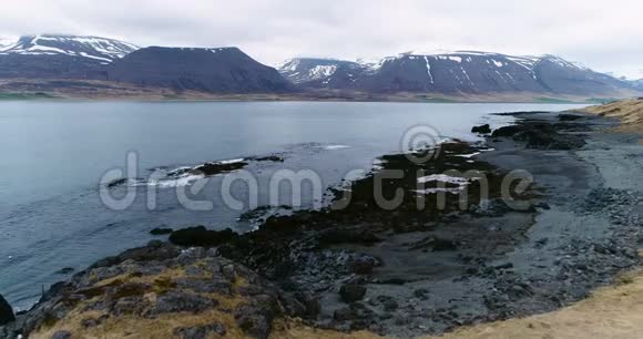 冰岛Thingeyri的天桥鱼棚视频的预览图