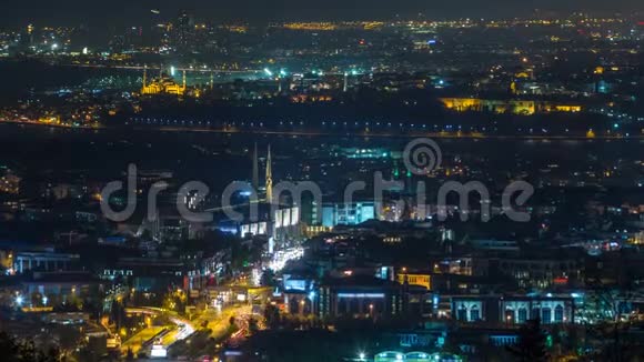 伊斯坦布尔古典夜景天际线风光时间推移俯瞰博斯普鲁斯海峡视频的预览图