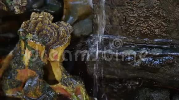 清水小人工喷泉视频的预览图