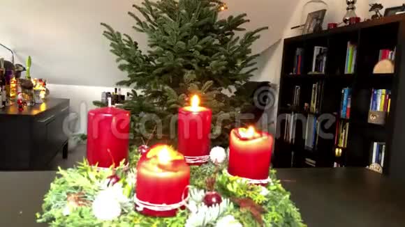 装饰圣诞树延时视频的预览图