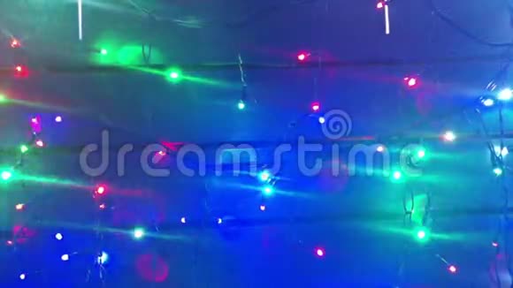 照明圣诞树花环有发光闪光的风景动态运动镜头假日电影视频的预览图