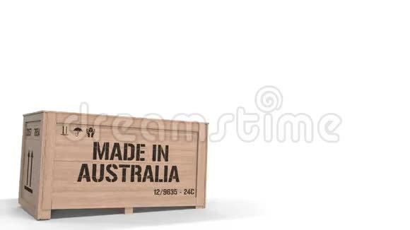 木箱印有印有澳大利亚文字的白色背景澳大利亚工业生产相关3D视频的预览图