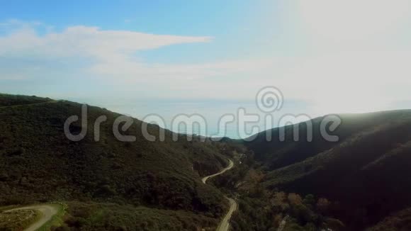 从复印机上看到马里布山和海洋的美丽静态景色视频的预览图