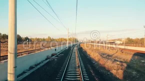 凌晨乘火车抵达Eskisehir车站视频的预览图