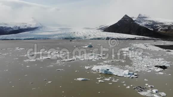 冰浮冰岛视频的预览图