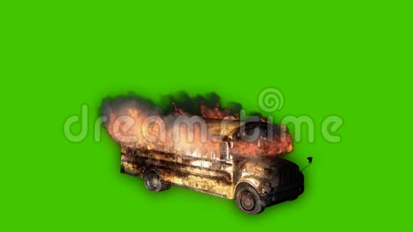 黄色的公共汽车着火了绿色的屏幕前有厚厚的黑烟视频的预览图