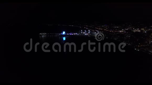 从水上飞往圣莫尼卡码头和马里布摩天轮视频的预览图