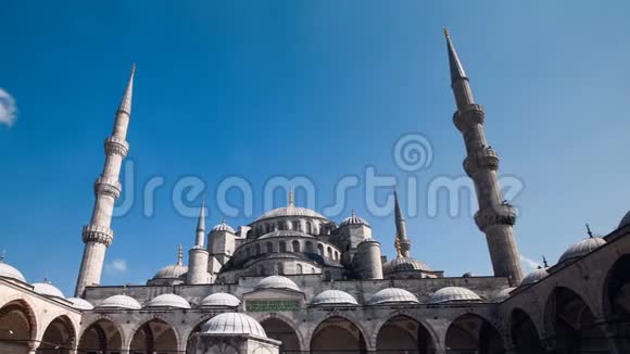 土耳其伊斯坦布尔蓝色清真寺或Sultanahmet户外活动时间视频的预览图