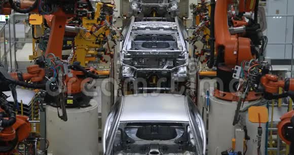汽车生产线焊接车体现代汽车装配厂视频的预览图