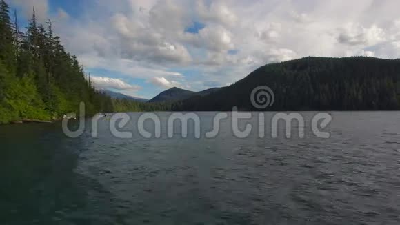 俄勒冈州迷失湖视频的预览图