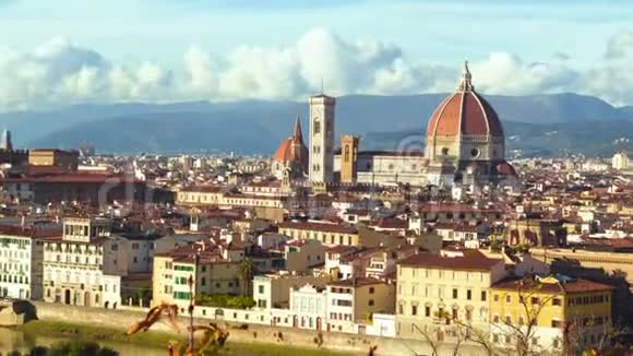 意大利佛罗伦萨杜莫的美丽全景时间推移视频的预览图