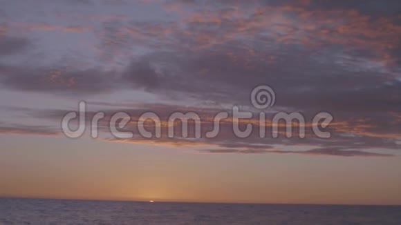 晚霞夕阳黄昏海的地平线视频的预览图