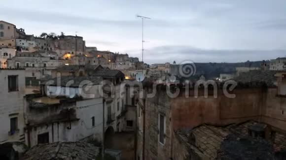 日落时马特拉的萨西视频的预览图