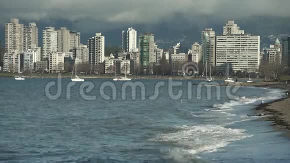 奇西拉诺海滩波浪温哥华4KUHD视频的预览图