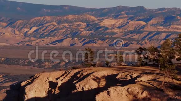 在犹他州美丽的布莱斯峡谷的奇妙景色视频的预览图