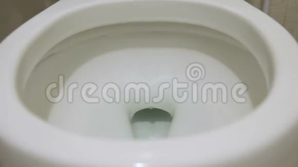 厕所冲水视频的预览图