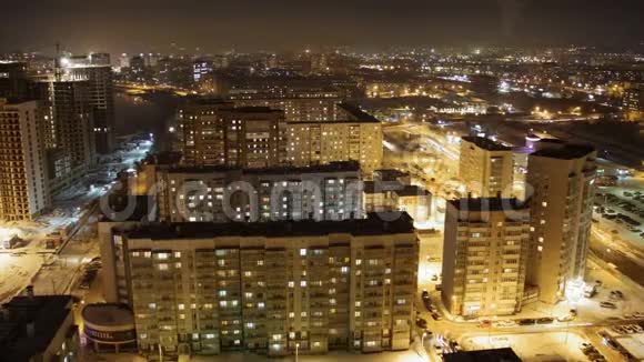夜间城市住宅区时间流逝视频的预览图