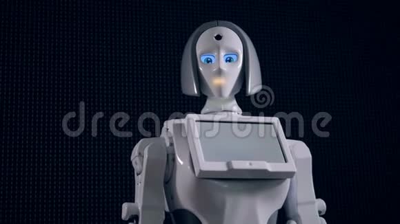 仿生机器人用她的仿生手臂打手势视频的预览图