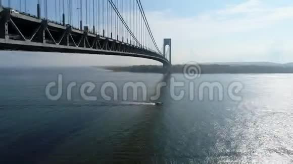 VerrazanoNarrows桥超脱视频视频的预览图