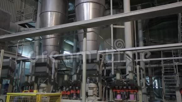 工业内部现代工厂现代工厂内部加工厂全景图视频的预览图