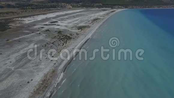萨尔达湖空中景观视频的预览图