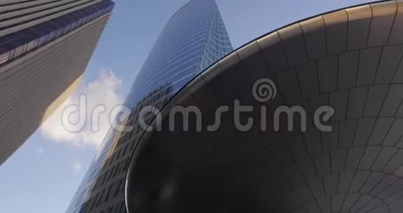 圆形玻璃建筑现代向上视频的预览图