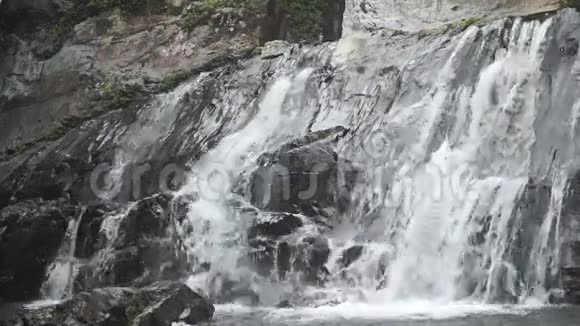 大瀑布慢动作视频视频的预览图