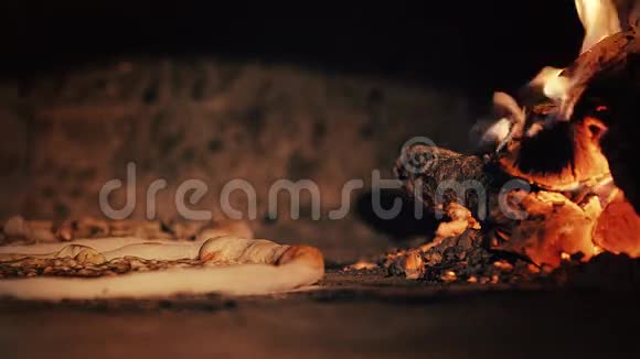 披萨烘焙视频的预览图