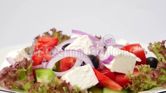 新鲜蔬菜希腊沙拉视频的预览图