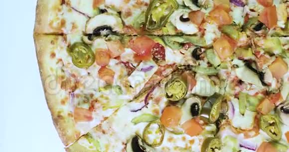 美味可口的披萨正在播放4k的特写视频视频的预览图