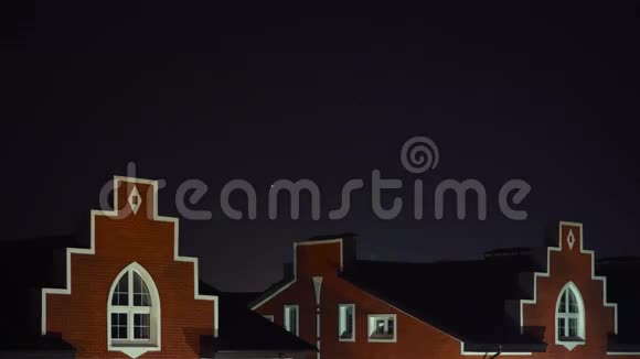 英国式的夜晚屋顶时光流逝视频视频的预览图