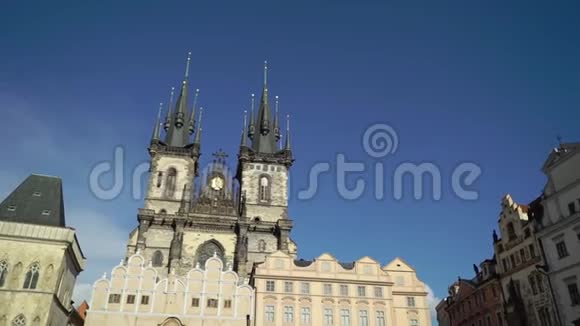 捷克共和国布拉格镇广场视频的预览图