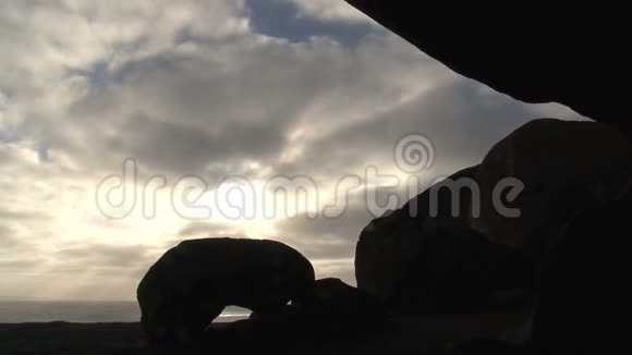 澳大利亚袋鼠岛的显著岩石时间推移视频的预览图