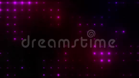 紫色和粉红色的迪斯科灯黑色背景上有移动的阴影视频的预览图