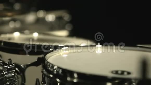 音乐剧鼓包黑暗工作室击鼓机鼓包乐器视频的预览图