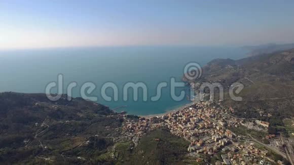 意大利美丽景色的空中拍摄视频的预览图