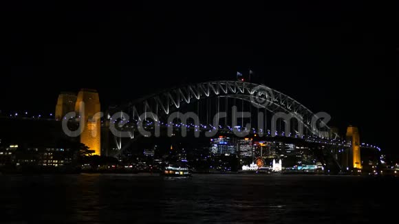 悉尼海港大桥在晚上视频的预览图
