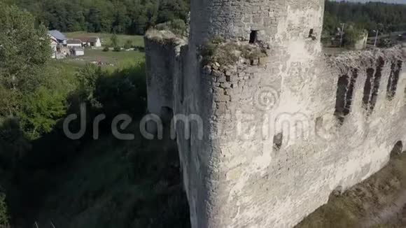 俯瞰西多罗夫古城堡视频的预览图
